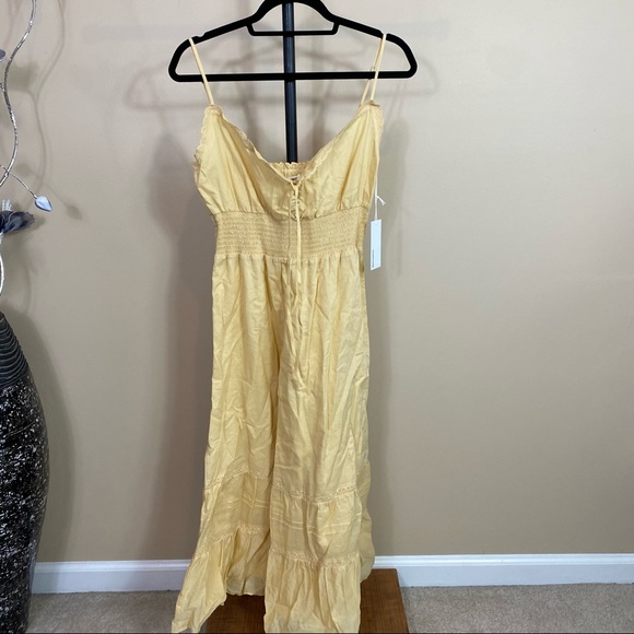 Reformation Landon Dress - Picture 3 of 9